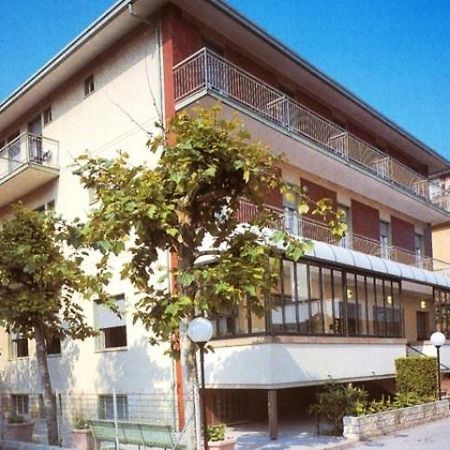 Hotel Gladiola Rimini Exterior foto